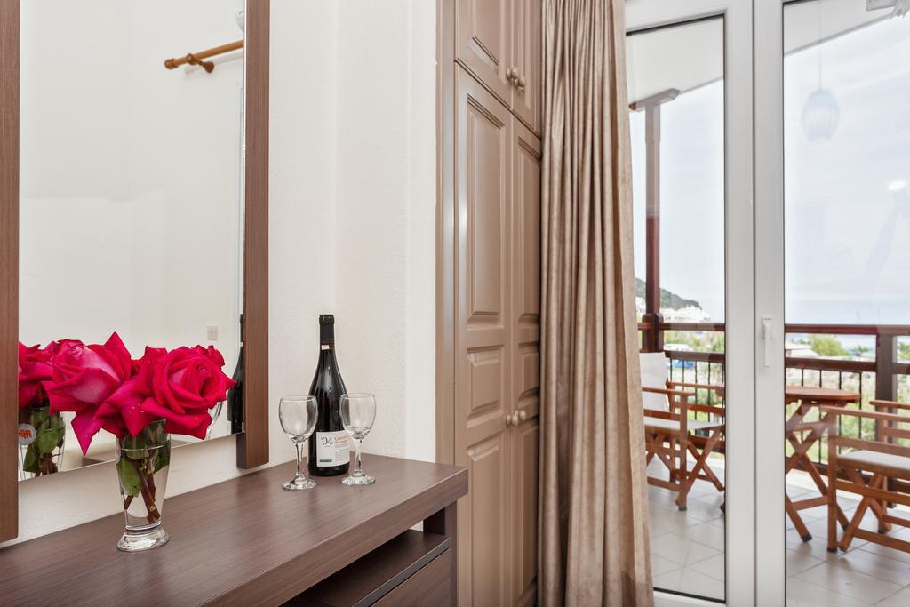 Akti Fine Rooms Skopelos Extérieur photo