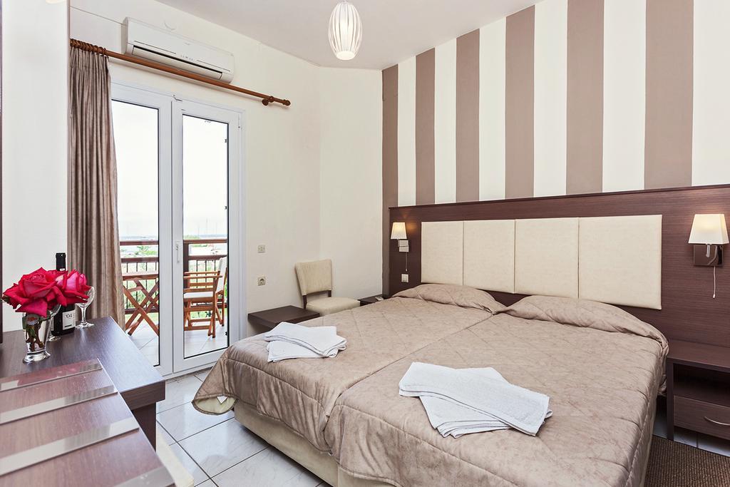 Akti Fine Rooms Skopelos Extérieur photo